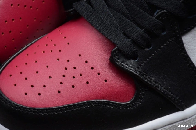 Jordan  1 Air Mid Bred Toe 554724-066 0522
